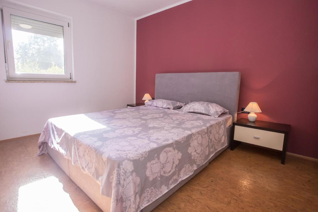 Ema-Dany Apartment Пореч Екстериор снимка
